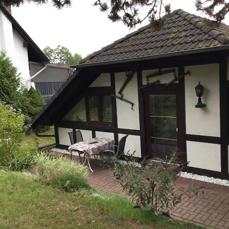 Ferienhaus und Privatvermietung Andrea Giesecke Meiningen Exterior foto